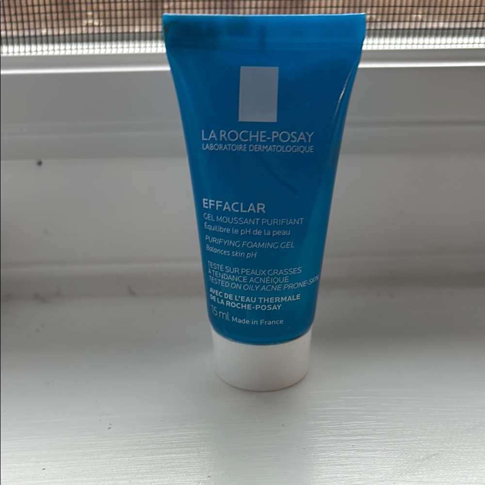 La Roche-Posay Blue Purifying Foaming Gel Cleanser
